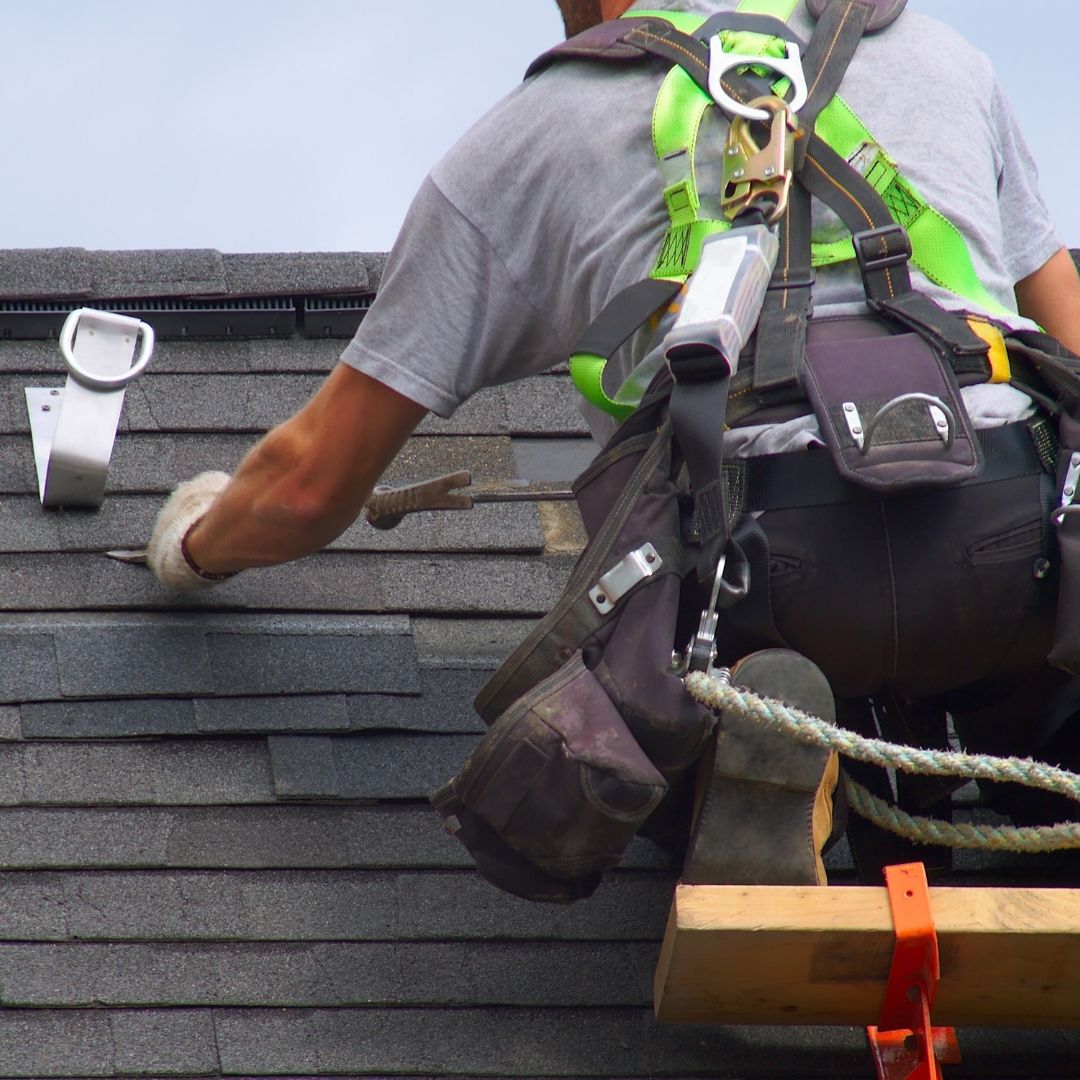 Do they provide updates during roofing projects?